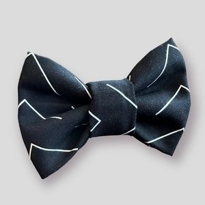 Bow tie black and white abstract chevron print